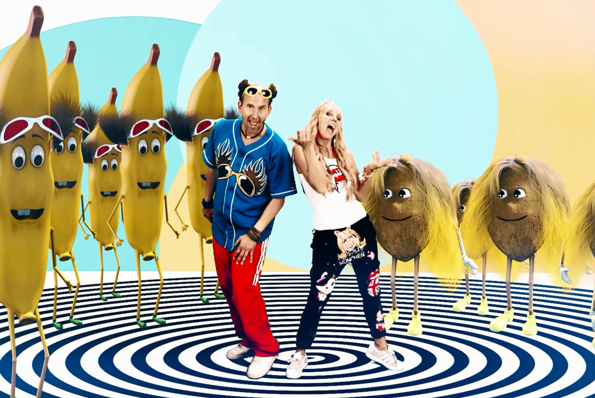 Musikvideo Banana Coconut Tom Lehel Loona