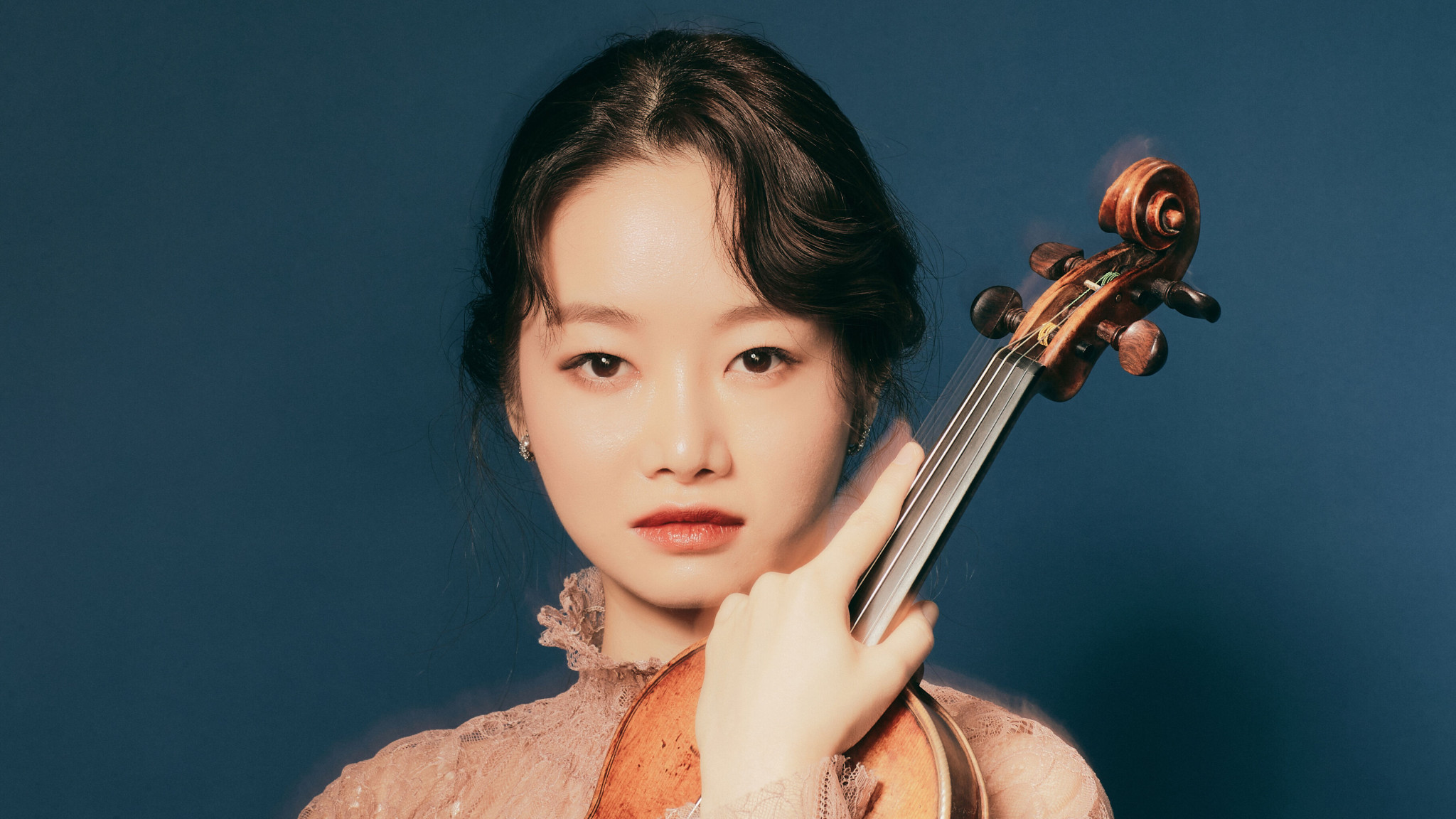 Bomsori releases 'Violin on Stage'