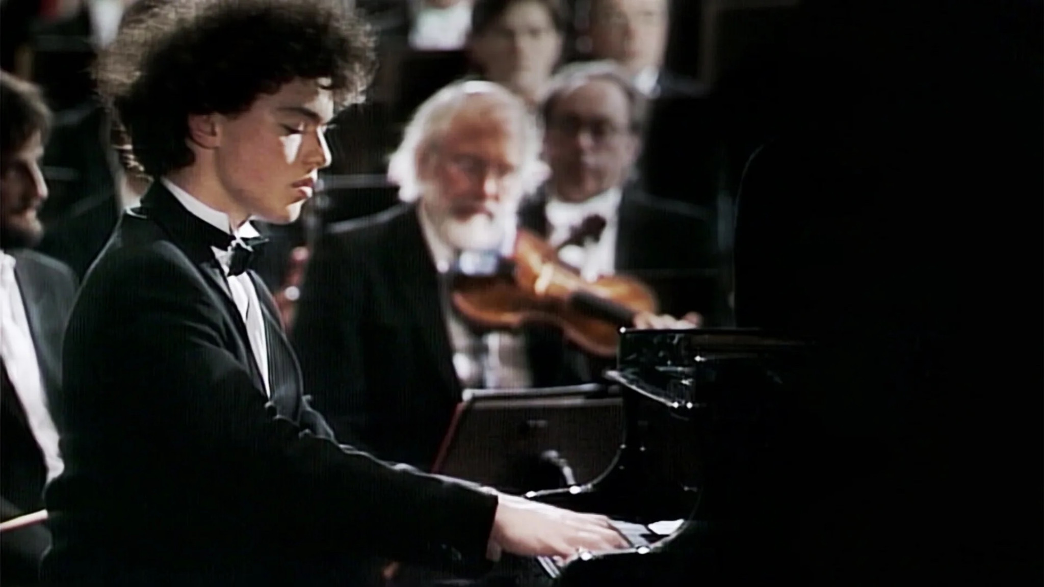 Karajan conducts the New Year's Eve Concert 1988 – with Evgeny Kissin