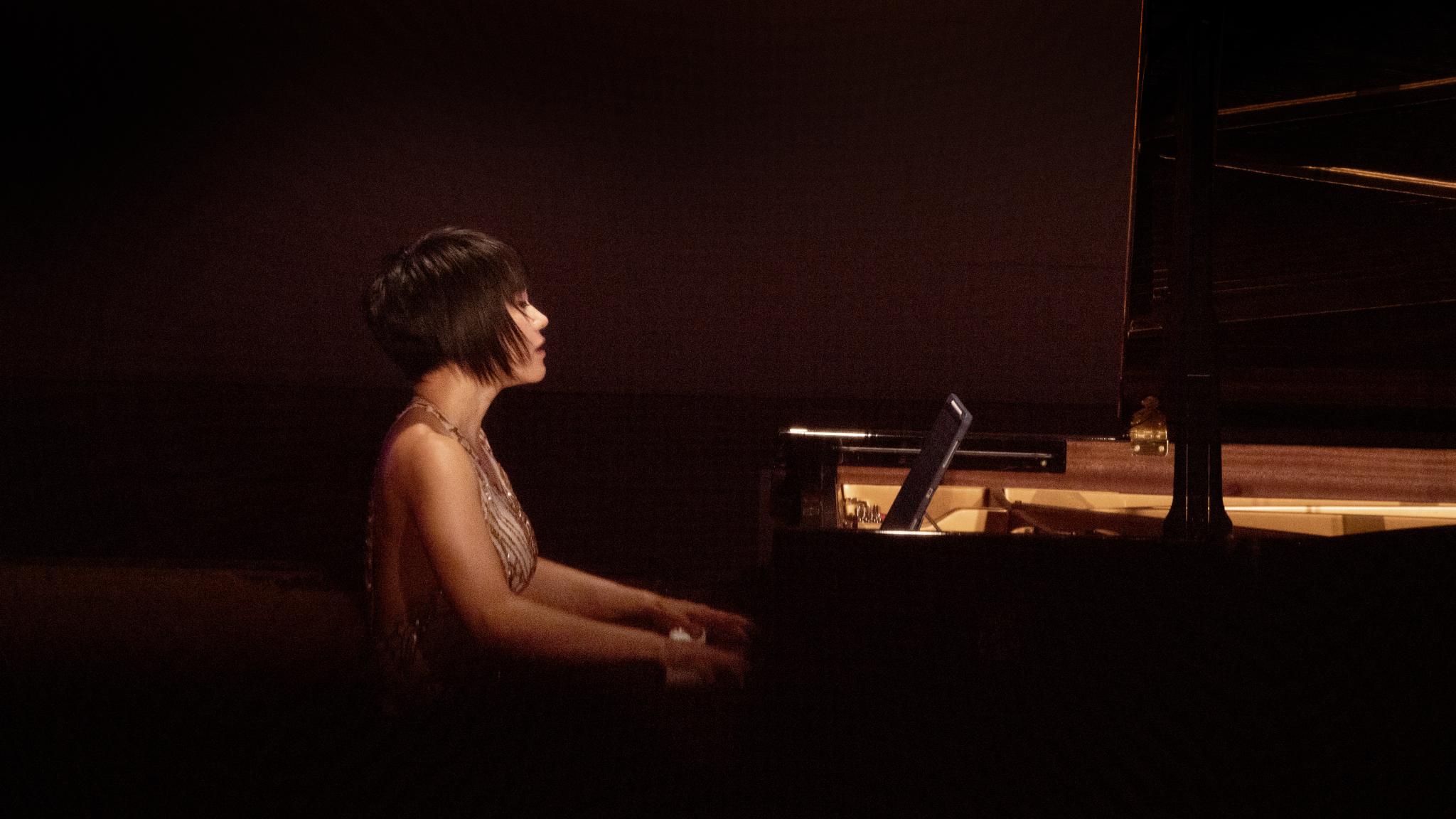 Yuja_Wang_©Julia Wesely.jpg