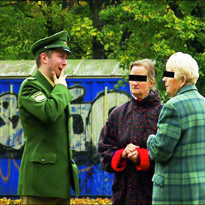 ulmen_dvdvol1_still4_300cmyk.jpg