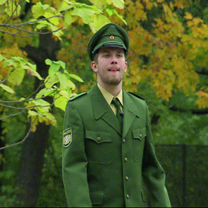 ulmen_dvdvol1_still5_300cmyk.jpg