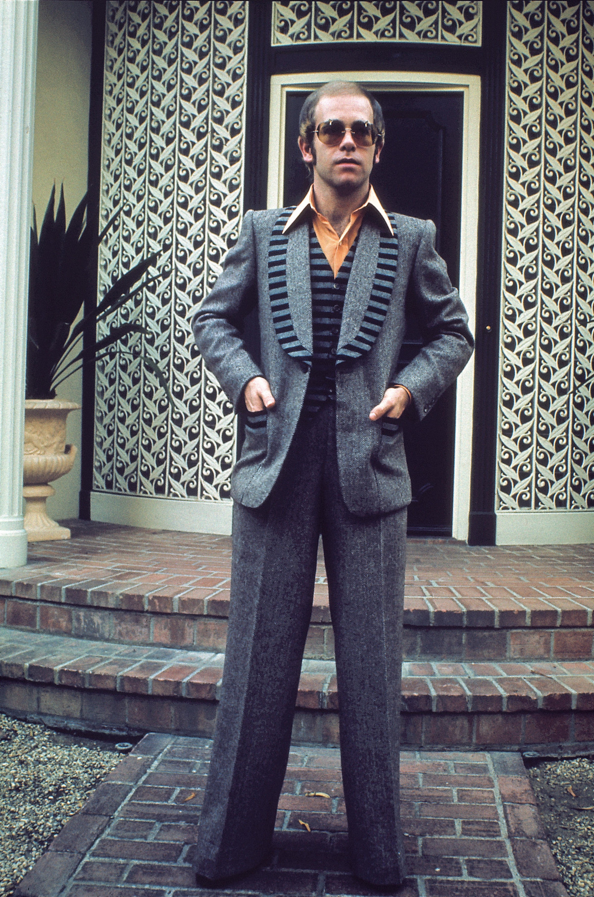 eltonjohn_20030218_80015572.jpg