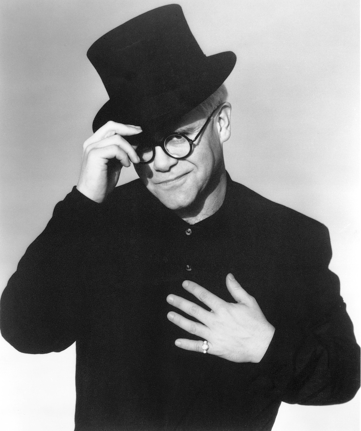 eltonjohn_20030218_80015581.jpg