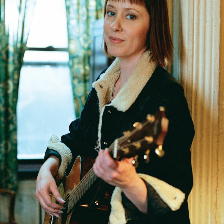 suzannevega_x_201103_2_300d.jpg