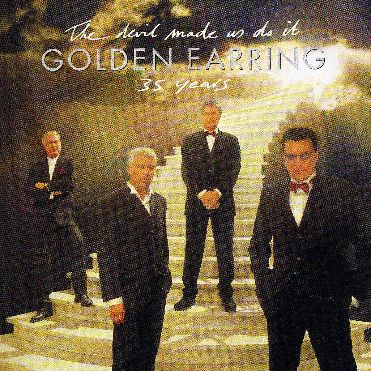 Слушать песни группы золотое. Группа Golden Earring. Golden Earring альбомы. Golden Earring Golden Earring. Golden Earring обложки.