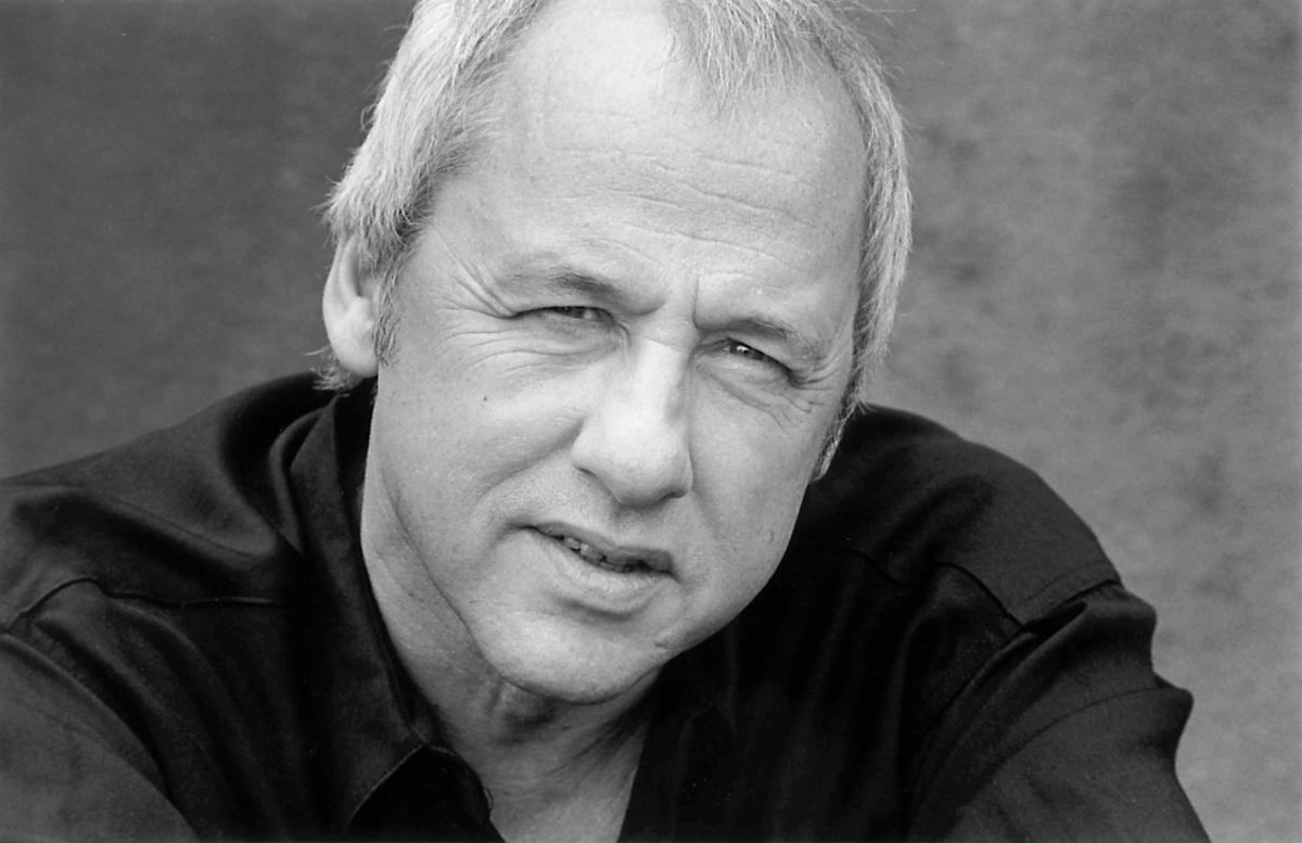 markknopfler_20030225_8001510.jpg
