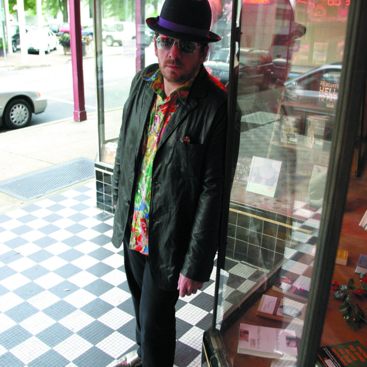 ElvisCostello_TheDeliveryMan_foto1_300CMYK.jpg