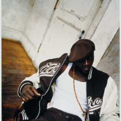 Akon_Trouble_foto1_300CMYK.kpg