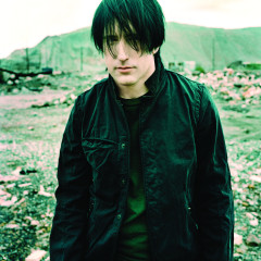 NineInchNails_With Teeth_photo3_CMYK.jpg