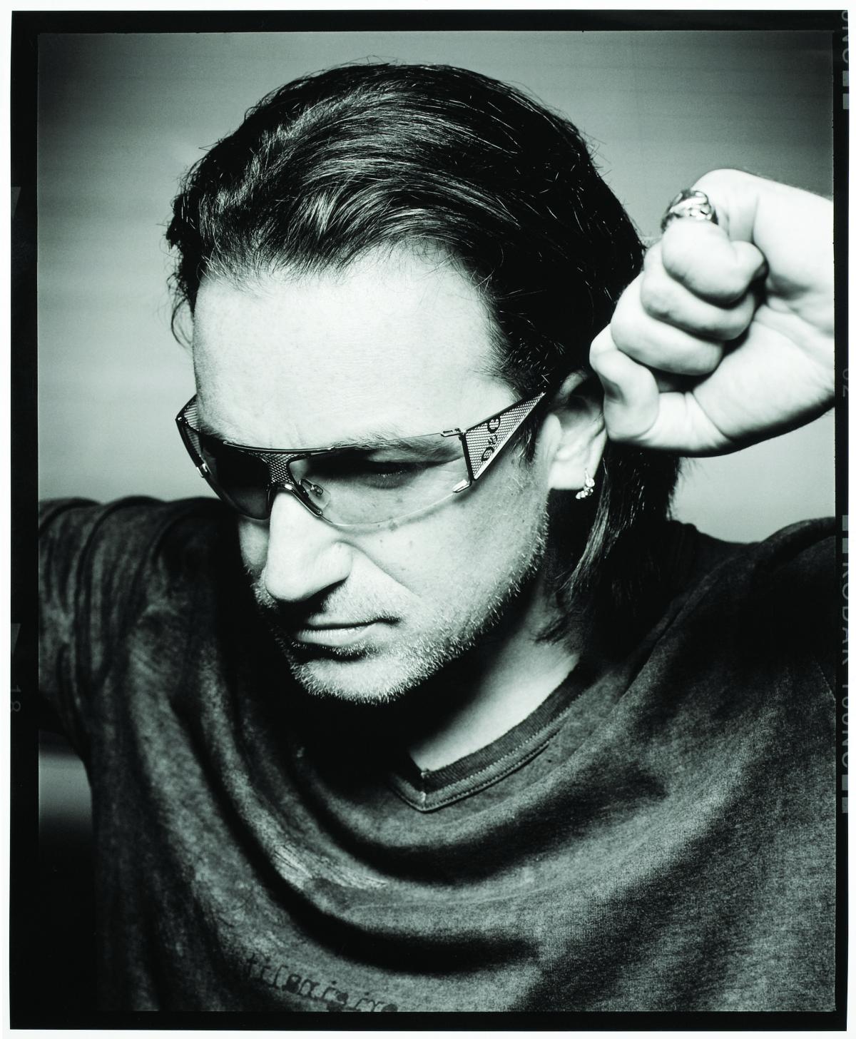 U2_How To Dismantle_photo5_300CMYK.jpg