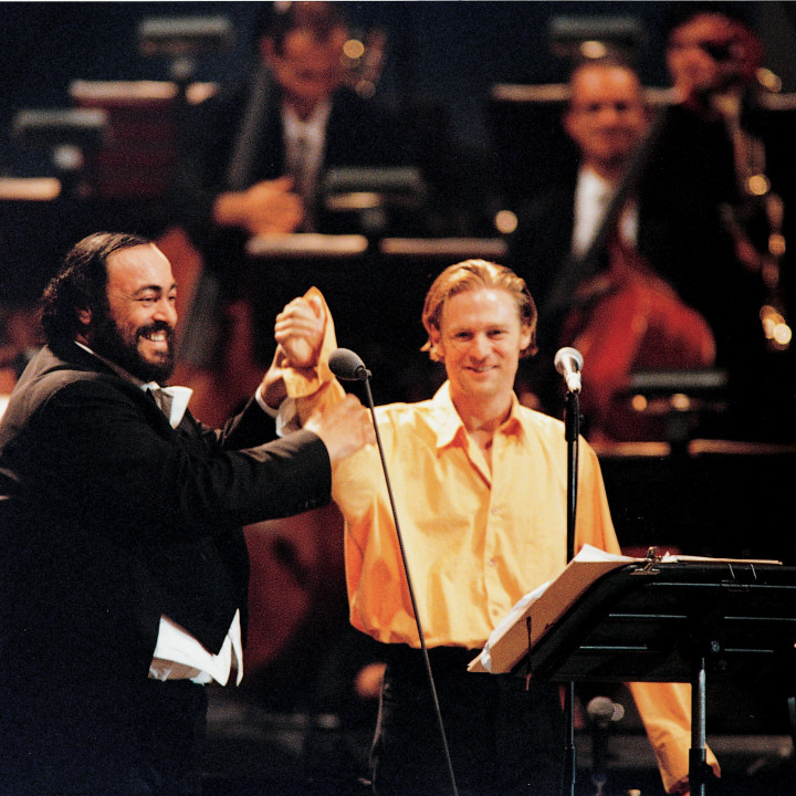 Pavarotti und Adams