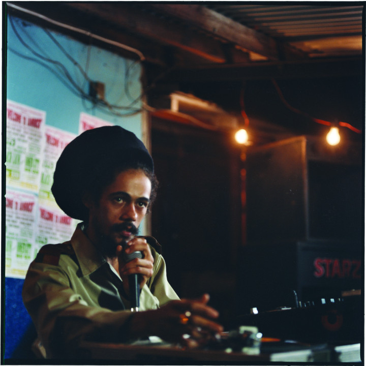 damianmarley_welcometojamrock_foto6_300CMYK.jpg