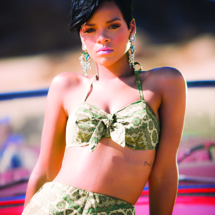Rihanna Rehab02