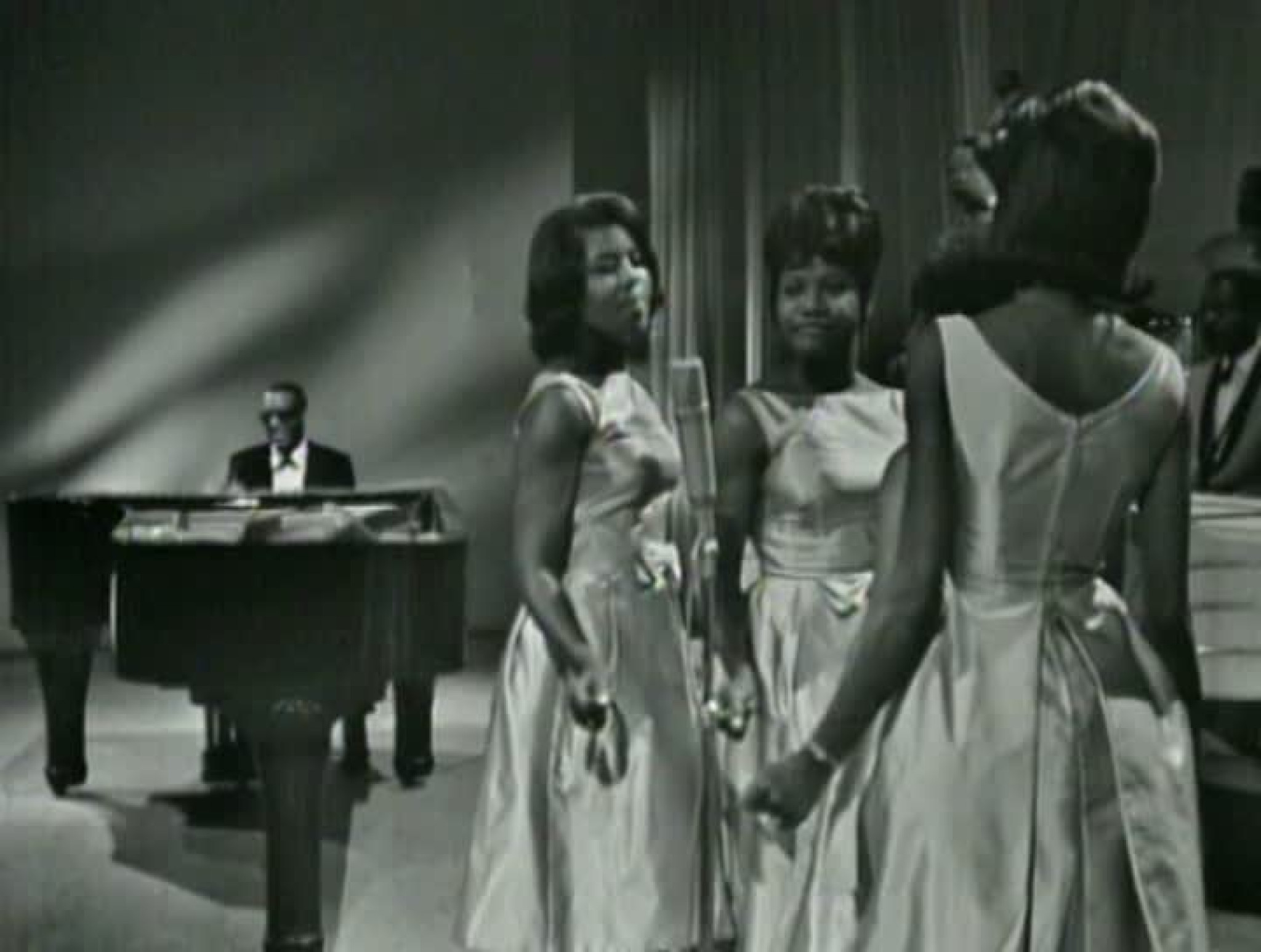 Hit The Road Jack von Ray Charles (Musikvideo) Hit The Road Jack von Ray Charles (Musikvideo)