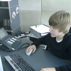Justin Bieber Habbo Hotel