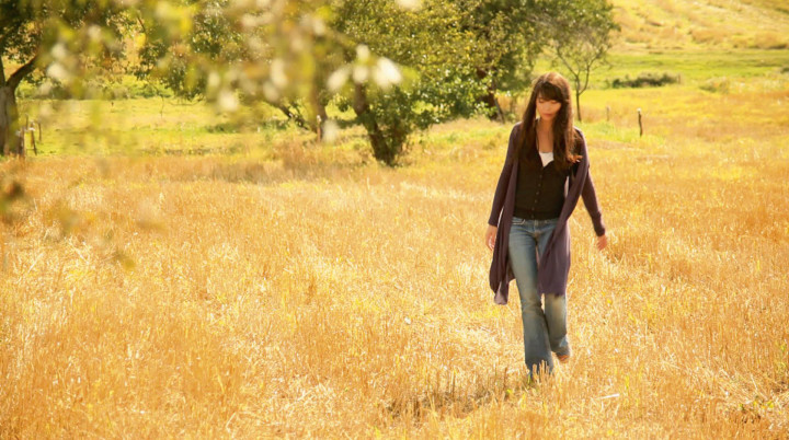 Alice Sara Ott - Chopin Waltzes © Yoliswa Gaertig
