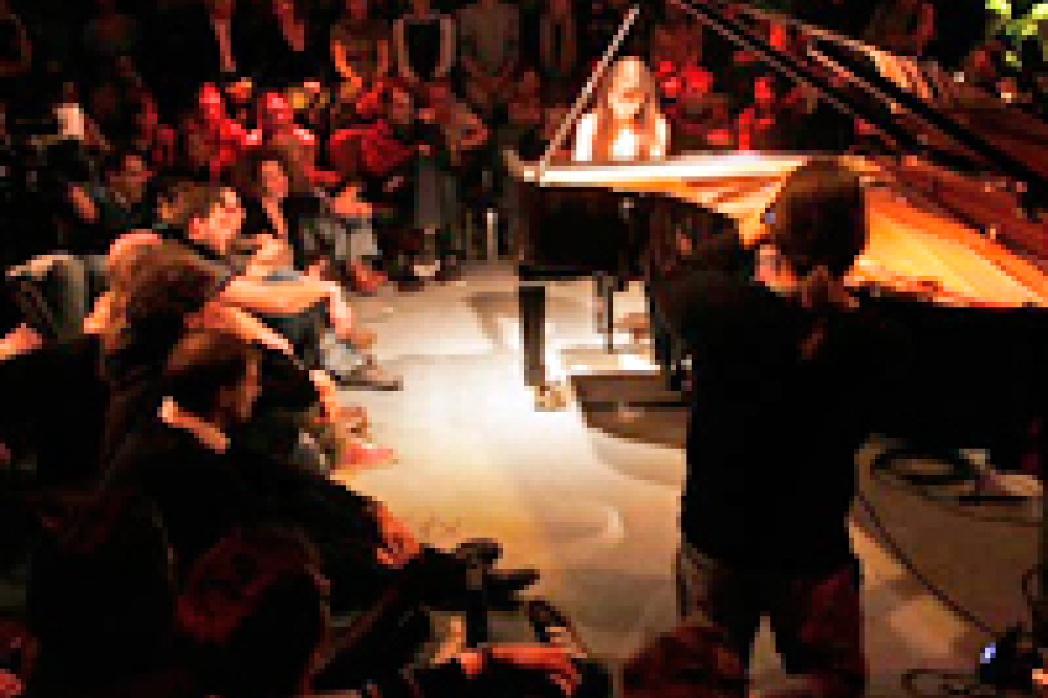 Alice Sara Ott in der Yellow Lounge im WMF Club in Berlin 2009 © XAMAS