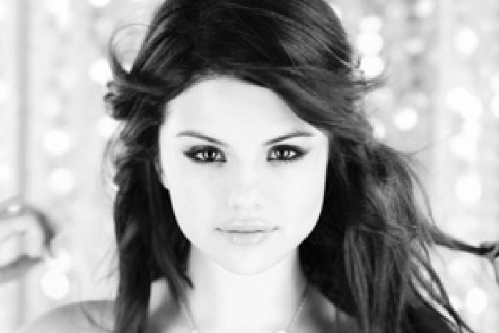 Selena Gomez 2010 - 14
