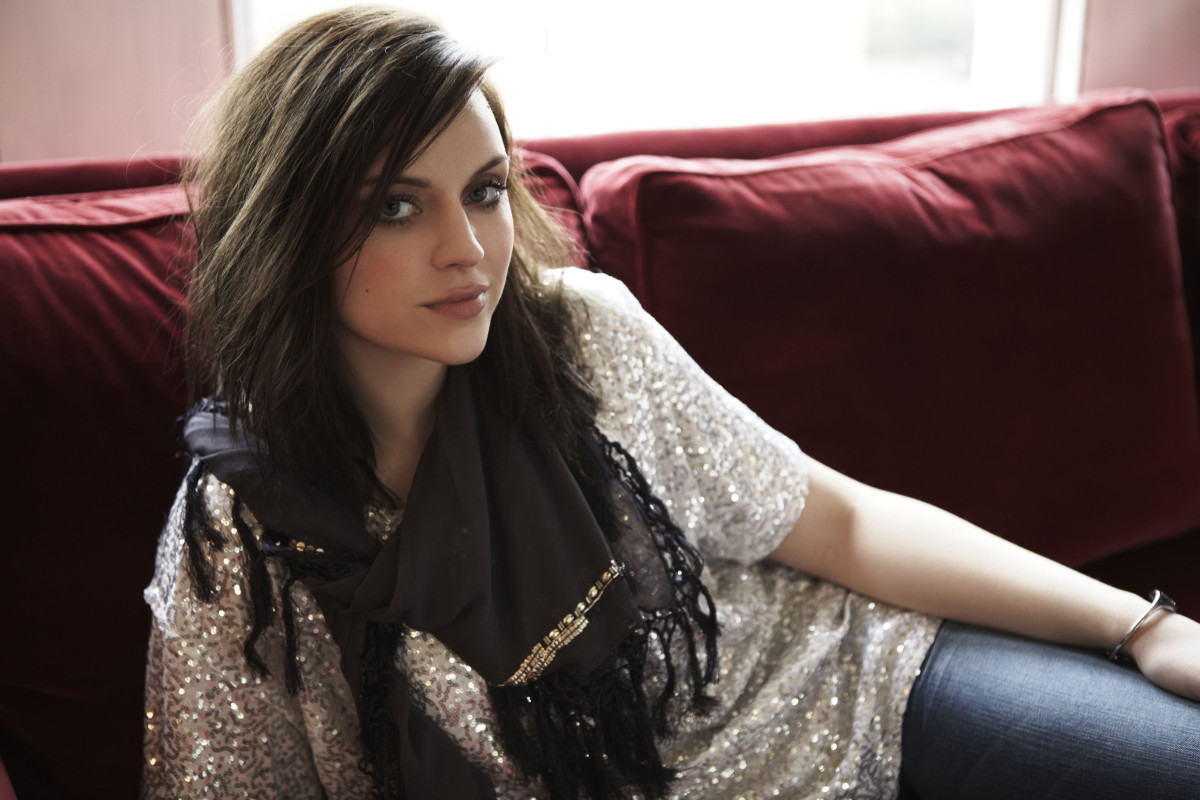 Amy Macdonald Pressebild 02 2010