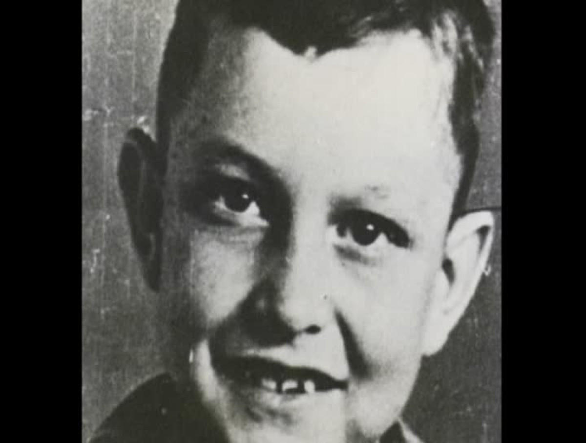 JOHNNY CASH American VI Aint No Grave EPK featuring John Carter Cash Johnnys Son