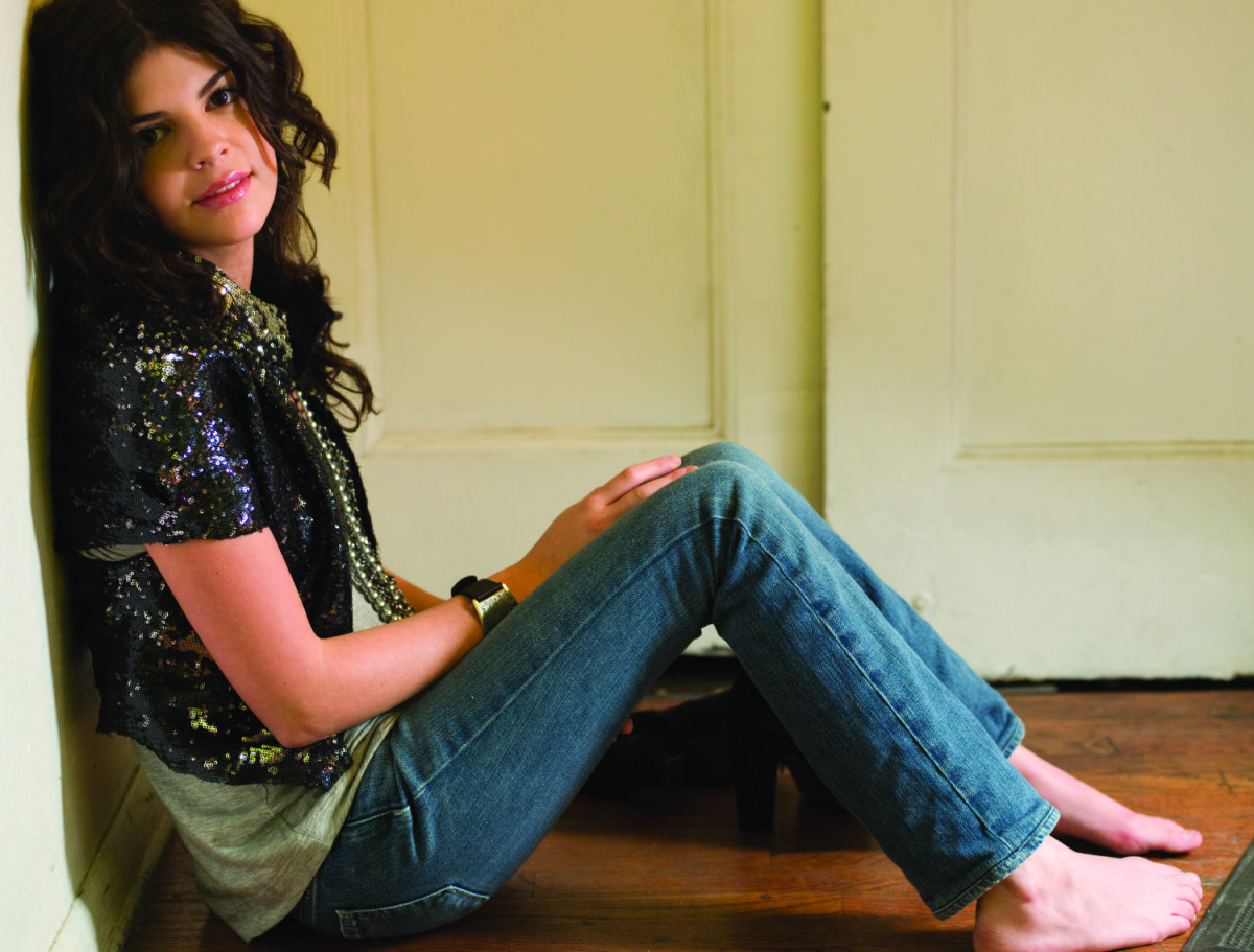 Nikki Yanofsky, Nikki