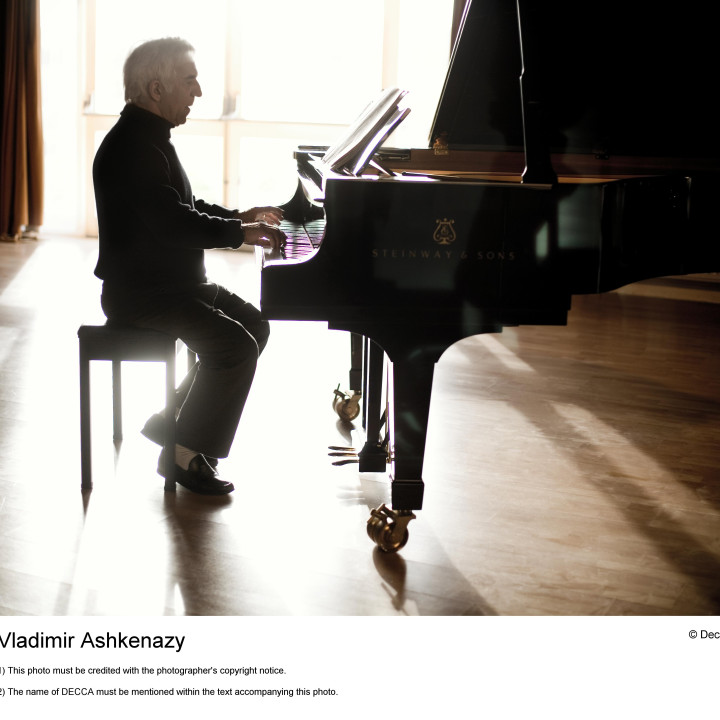 Vladimir Ashkenazy – Bach 2010