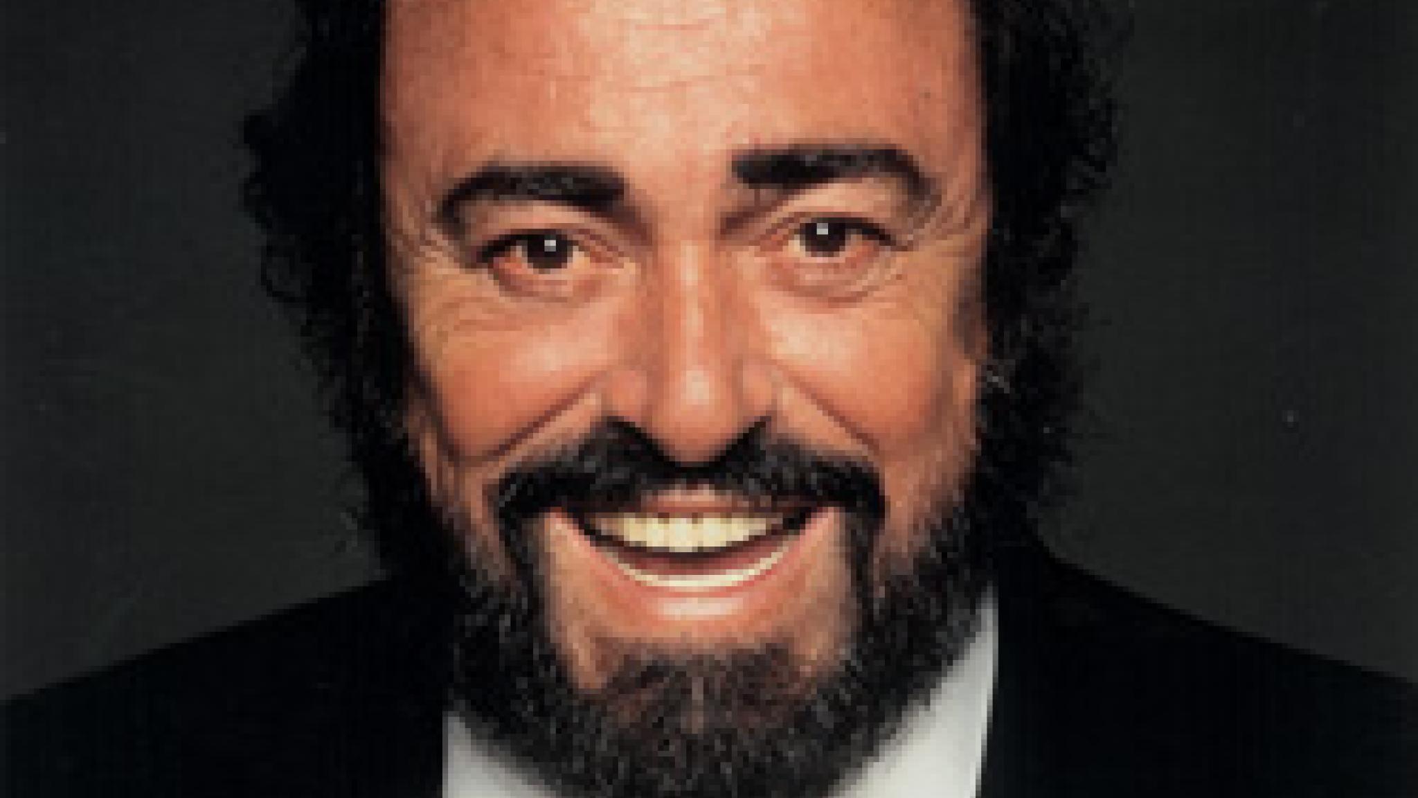 Luciano Pavarotti © by Terry O'Neill