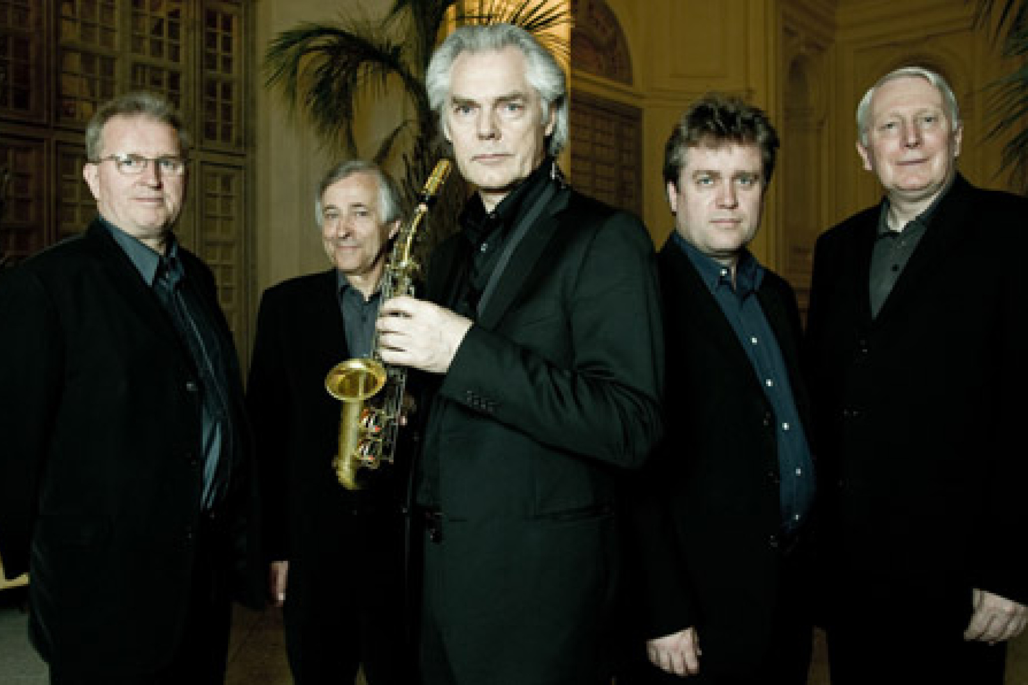 Davis James, Rogers Covey-Crump, Jan Garbarek, Steven Harrold, Gordon Jones © by Paolo Soriani / ECM Records