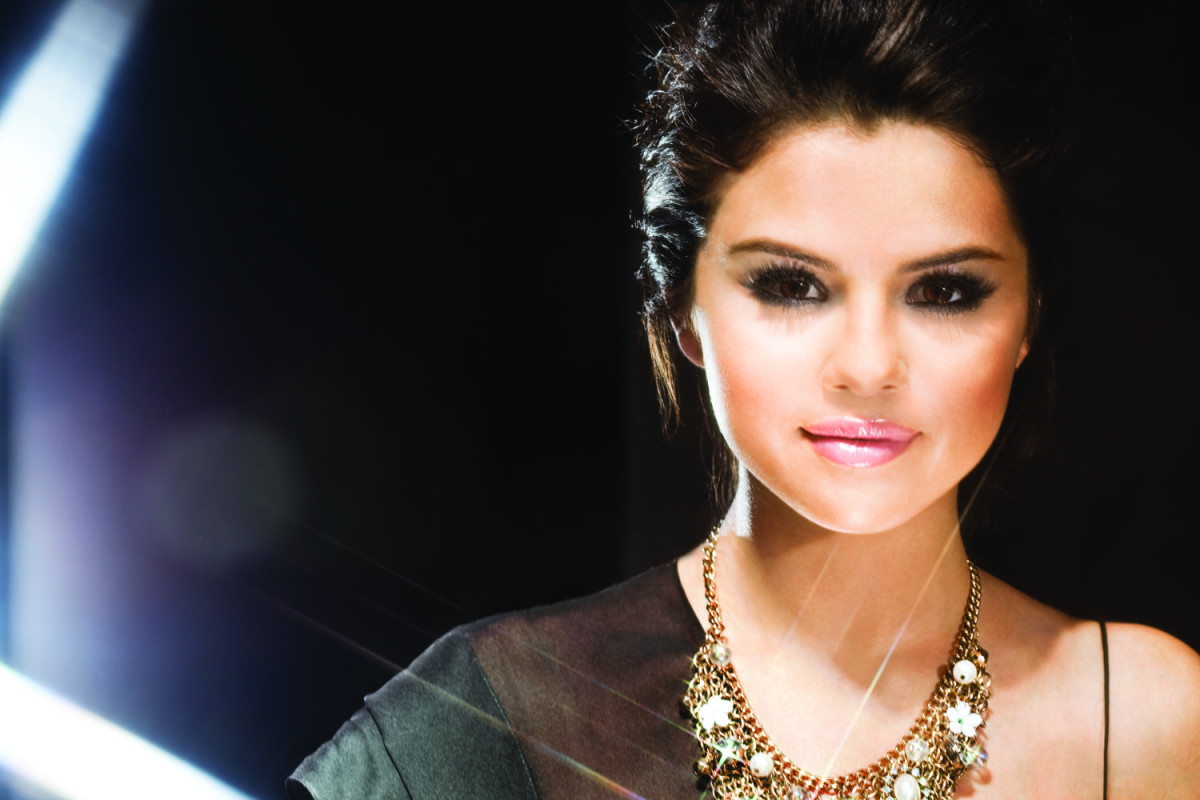 Selena Gomez Pressebild 01 2010