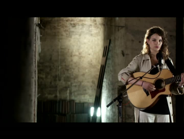 No Smile - Acoustic Performance