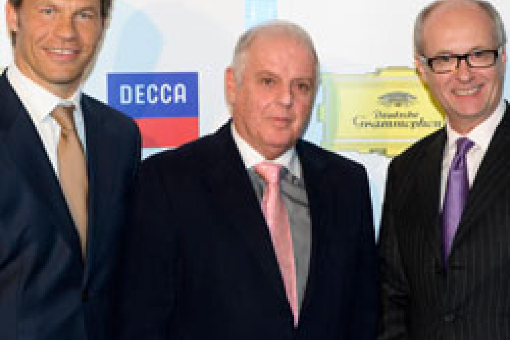 Frank Briegmann, Daniel Barenboim, Max Hole © Universal Music