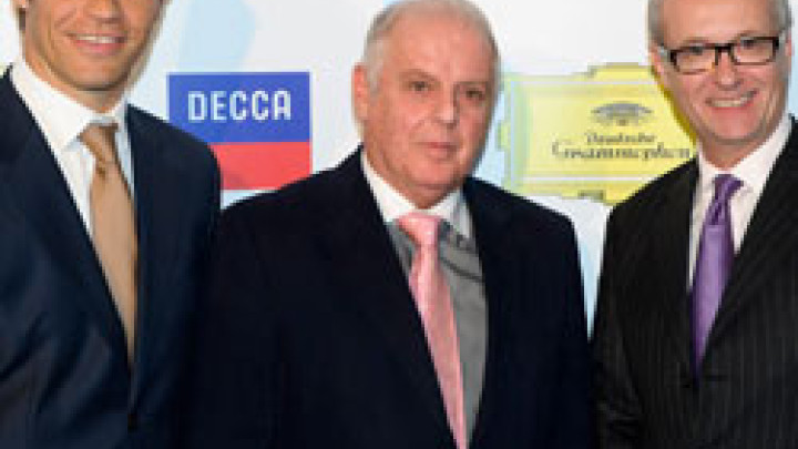 Frank Briegmann, Daniel Barenboim, Max Hole © Universal Music