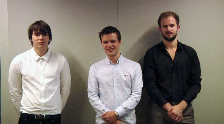 White Lies' Weihnachtsgrüße!