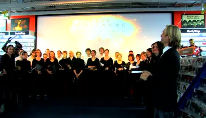 Eric Whitacre zu Gast bei Saturn im Berliner Europacenter