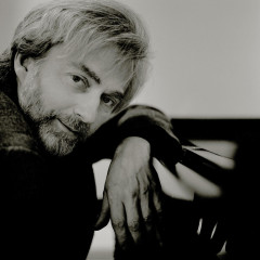 Krystian Zimerman © Felix Broede / DG