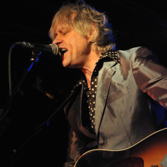 13 – Bob Geldof Showcase 01.03.11 Berlin