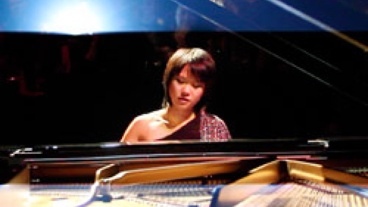 Yuja Wang in der Yellow Lounge, Mai 2011, Cookies Berlin © Bert Spangemacher