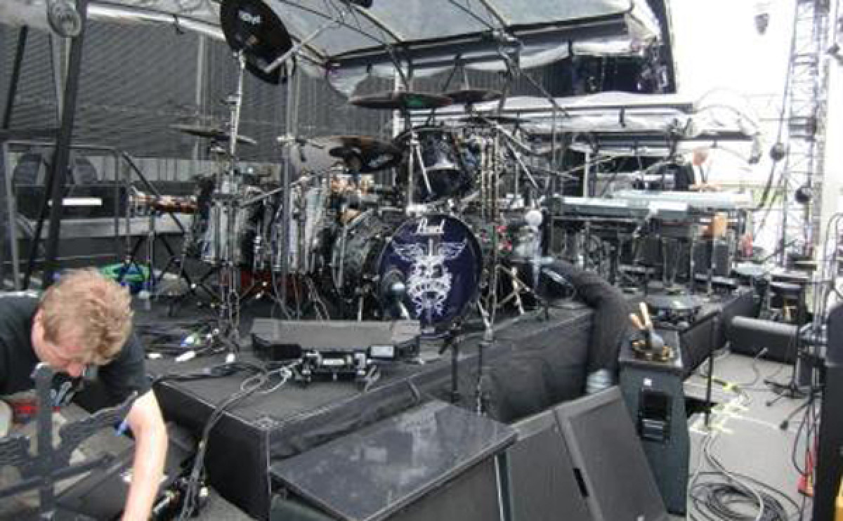 Bon Jovi Tour: Ticos Drums_2