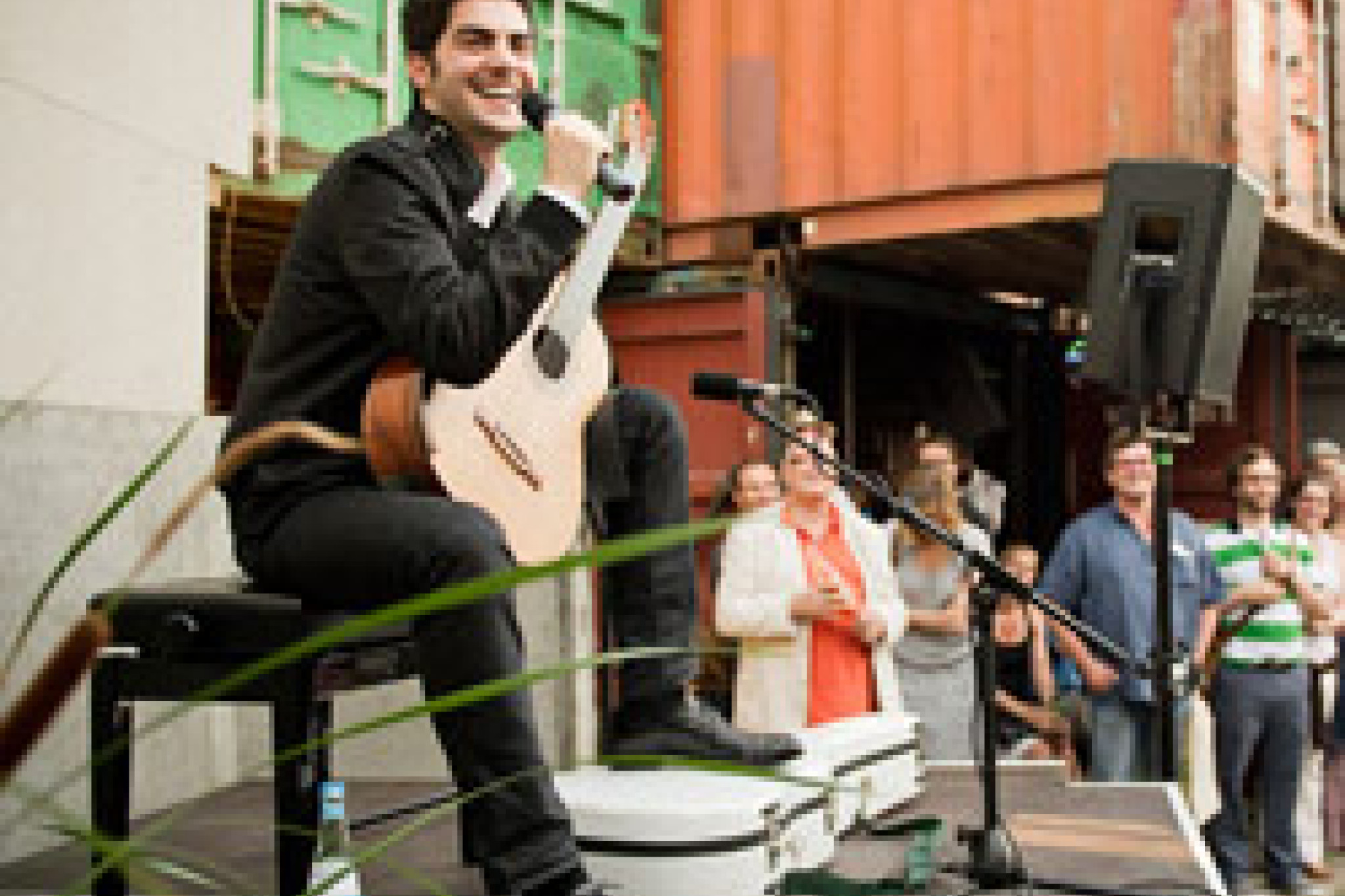 Miloš in der Yellow Lounge im Berghain Garten, Juli 2011 © Stefan Höderath