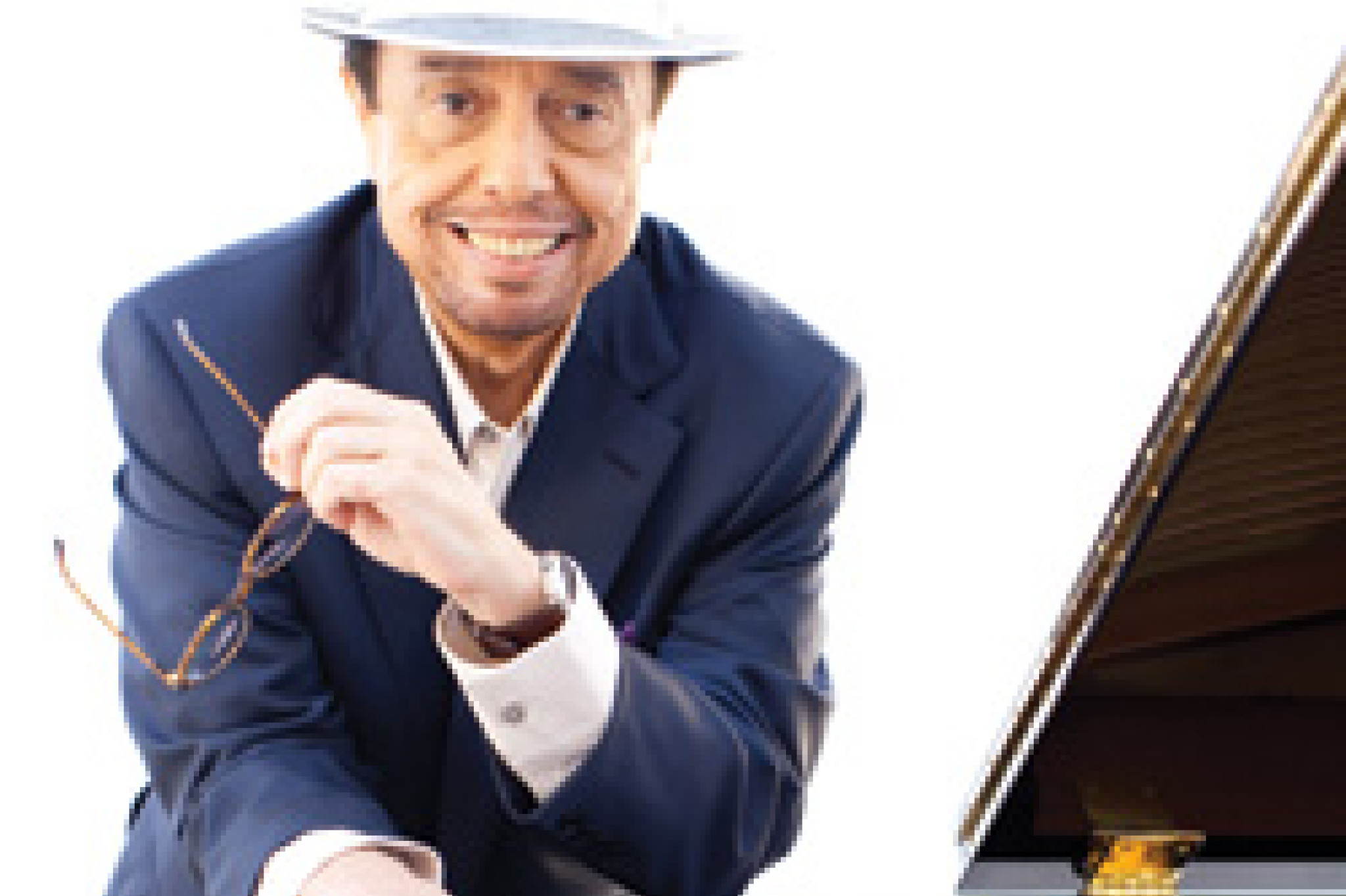 Sergio Mendes 2011 c Andrew Southam