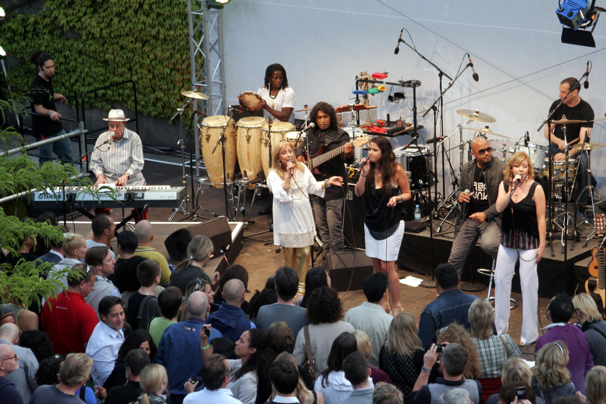 Sergio Mendes Live bei Verve Club in the garden 2011 08 c Max Schröder