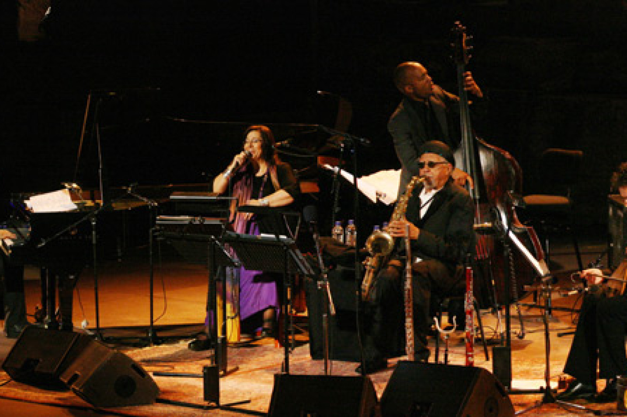 Charles Lloyd, Jason Moran, Marie Farantouri, Socratis Sinopoulos c Dorothy Darr / ECM Records