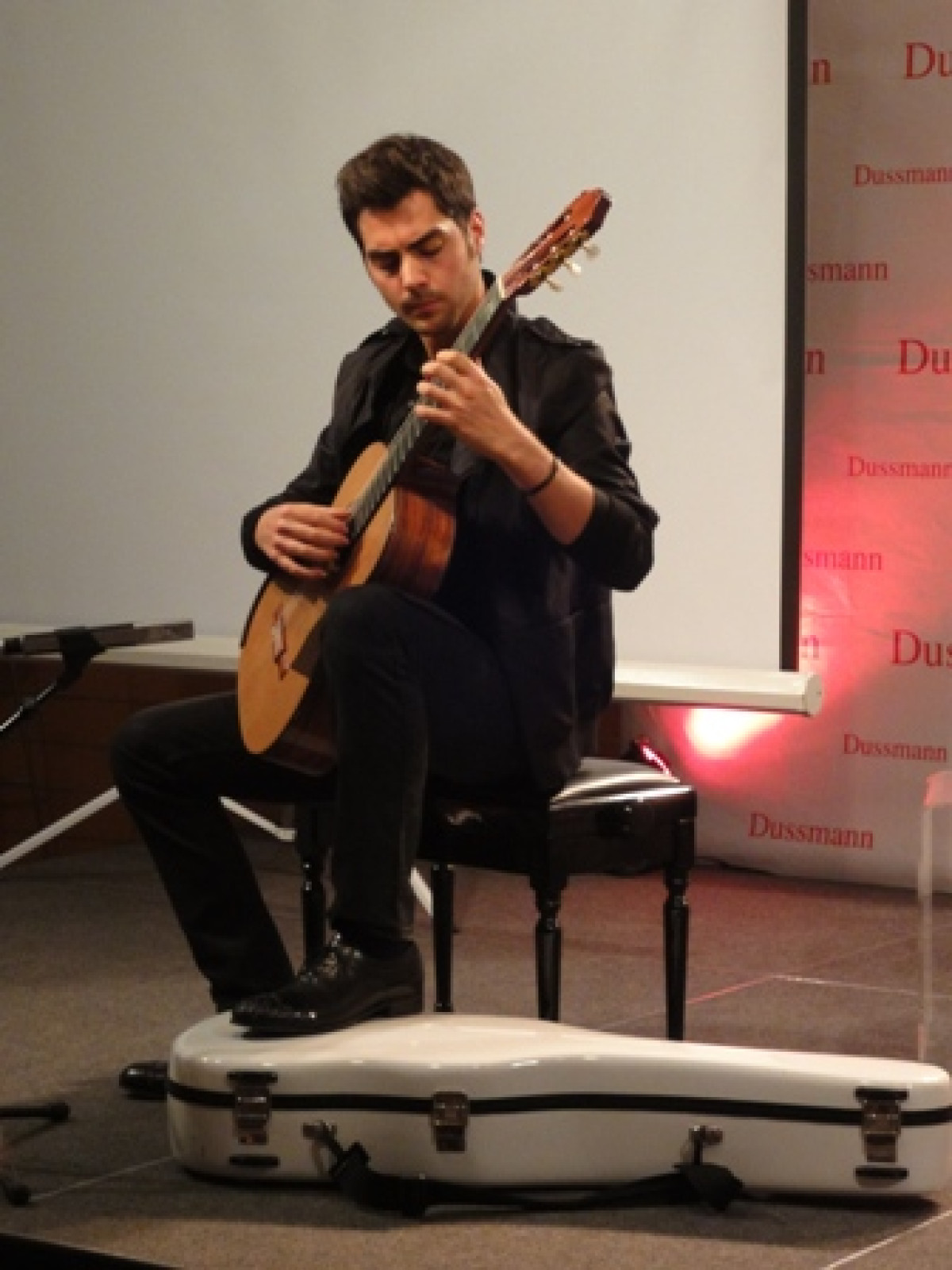 Milos live bei Dussmann c Dussmann das KulturKaufhaus GmbH