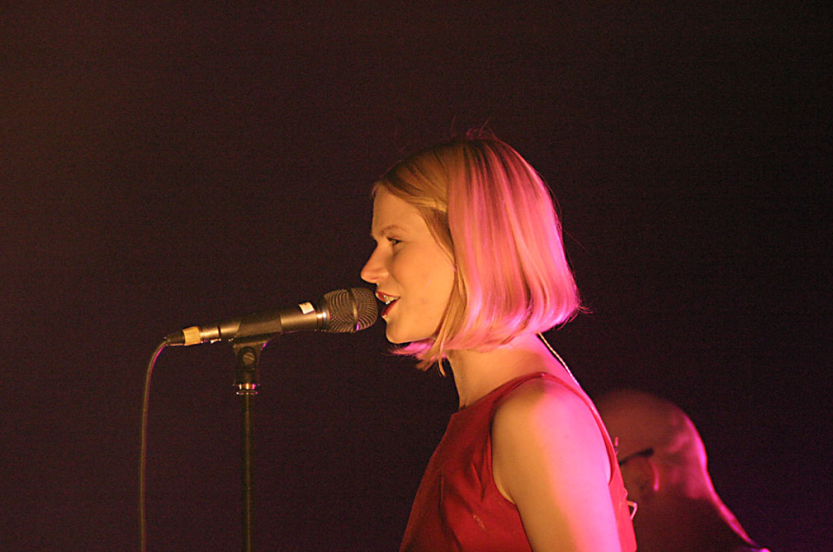 30.10.03 Berlin, Kick Off, Maria am Ufer