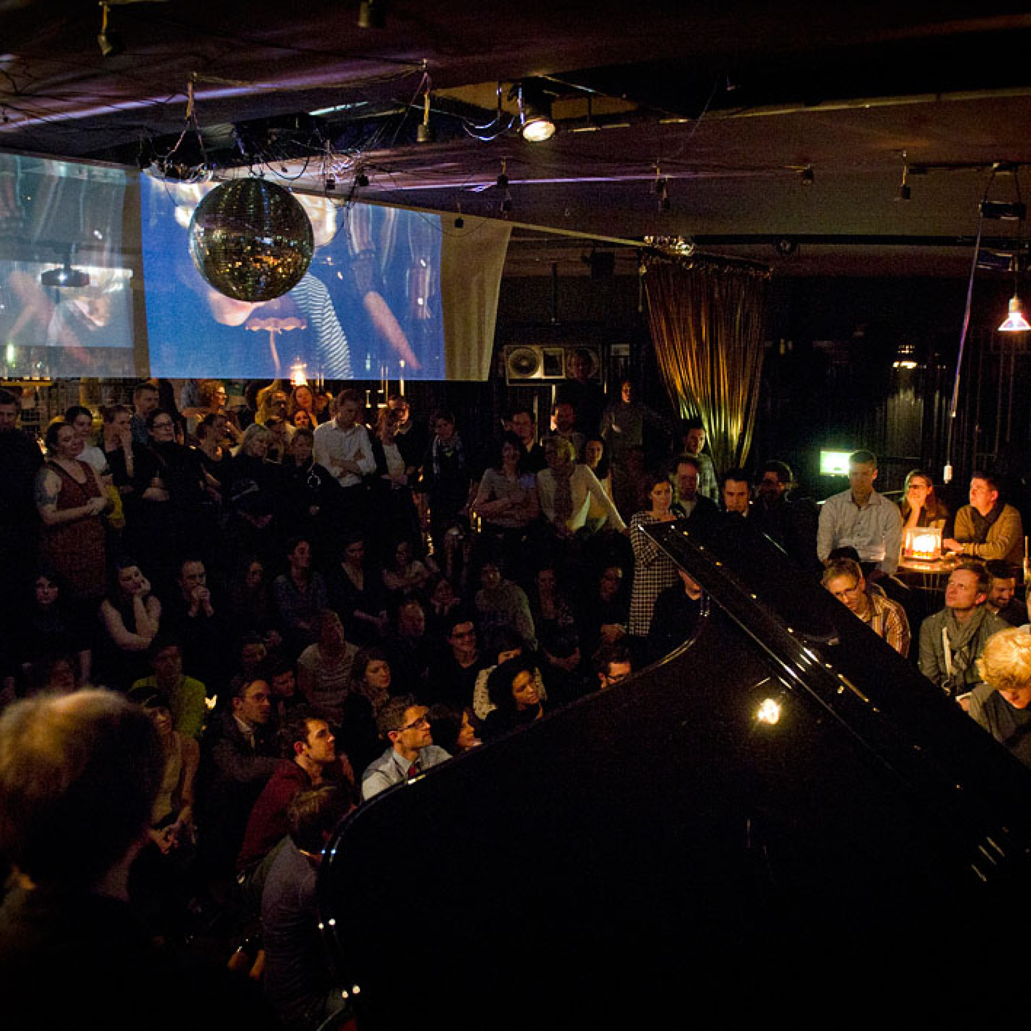 Yellow Lounge mit Jan Lisiecki @ Drayton Bar Berlin, 2012, c Stefan Hoederath