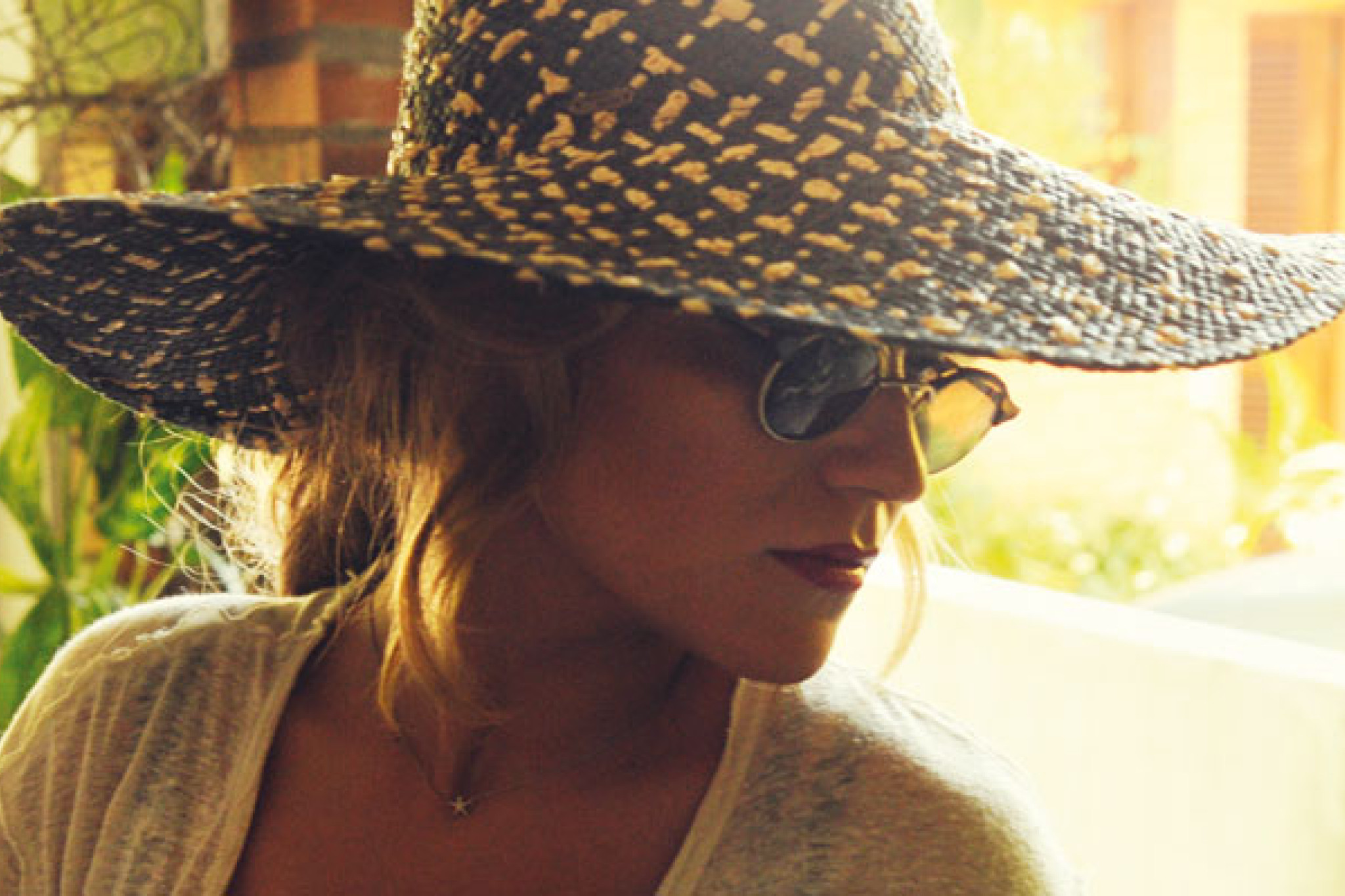 Melody Gardot - The Absence, c Shervin Lainez