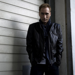 PaulvanDykEVOLUTIONcreditsChristophKoestlin_outfit1010