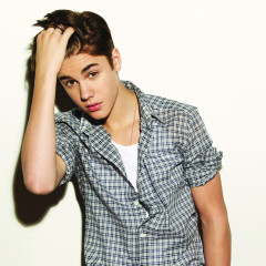 Justin Bieber Pressebild 01 2012