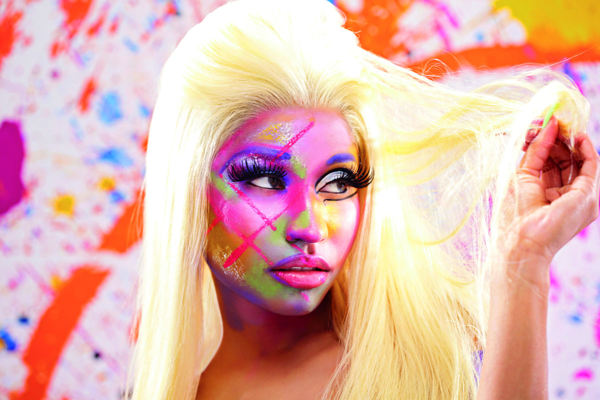 Nicki Minaj Pressebild 02 2012